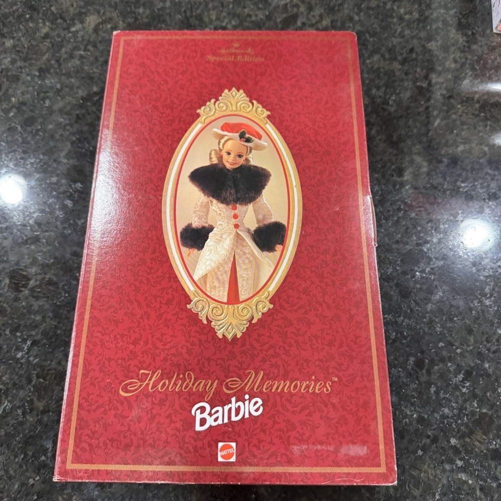 1995 HOLIDAY MEMORIES BARBIE Doll Hallmark Special Edition 1995 Mattel 14106 NEW - Picture 2 of 3